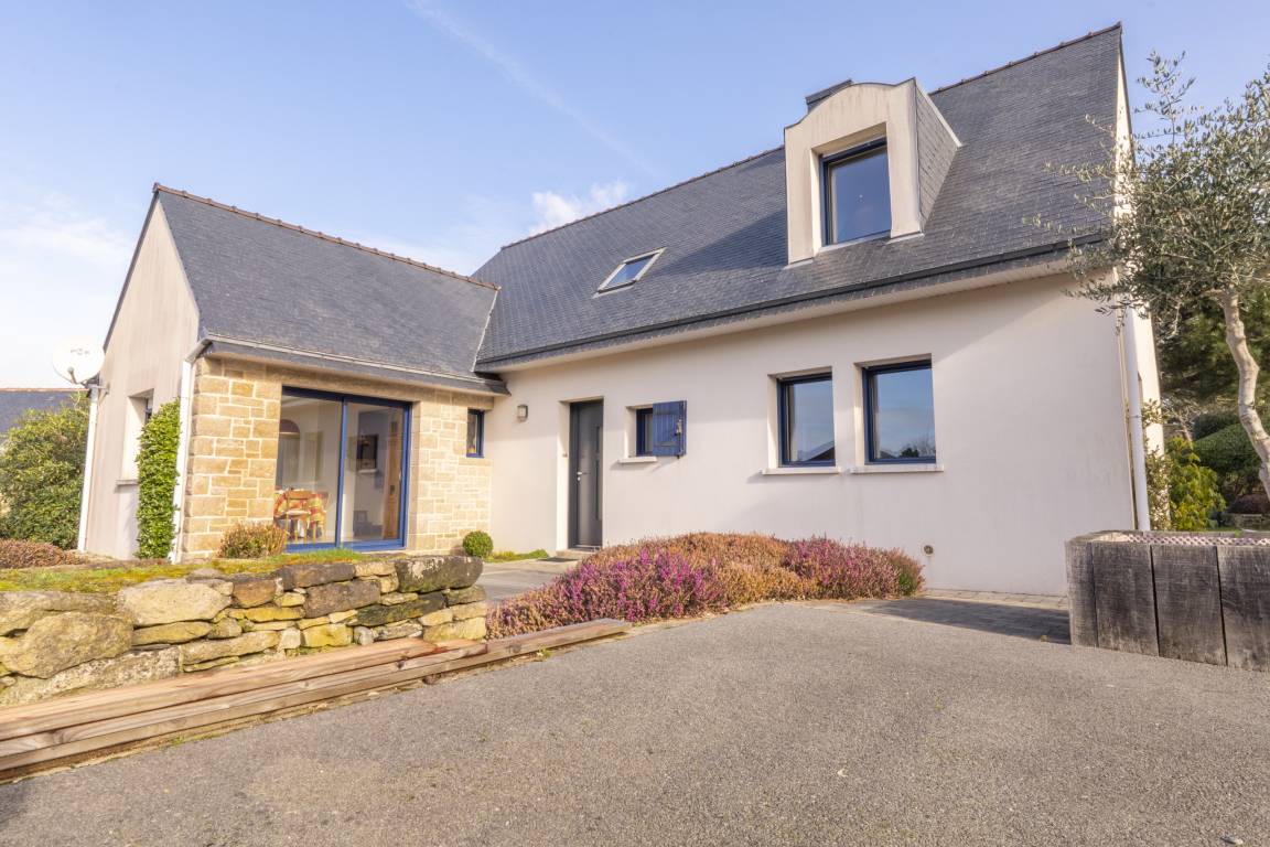 155 M² Maison De Vacances ∙ 4 Chambres ∙ 8 Personnes - Pluvigner