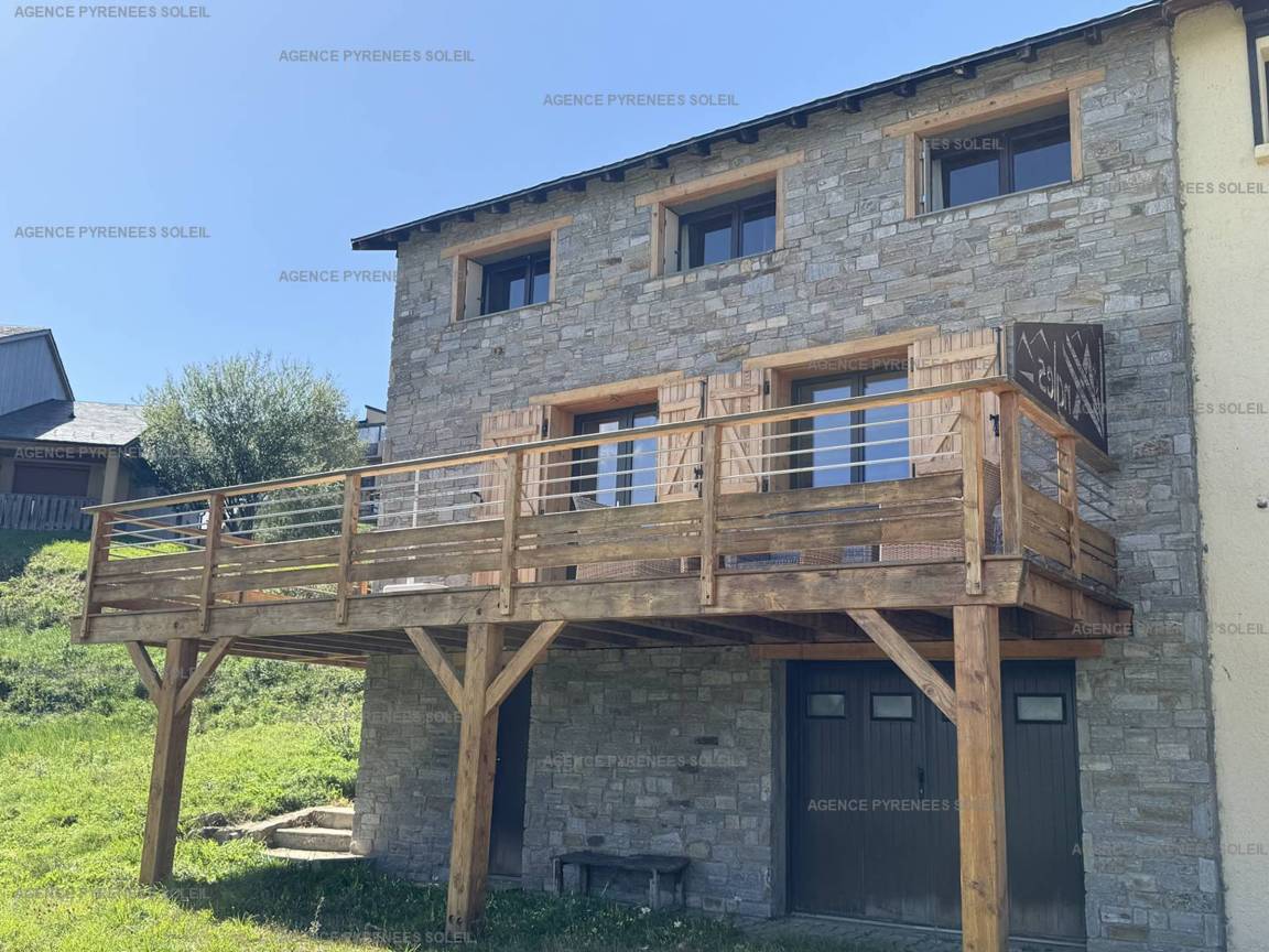 90 M² Chalet ∙ 3 Bedrooms ∙ 8 Guests - Les Angles