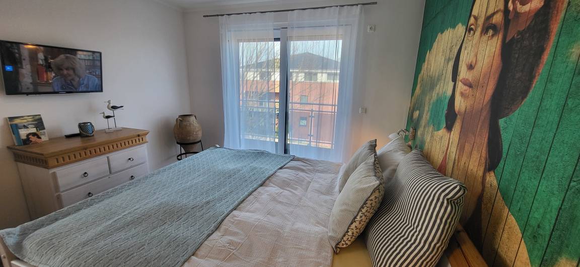 83 m² Ferienwohnung ∙ 1 Schlafzimmer ∙ 3 Gäste – Bild 12