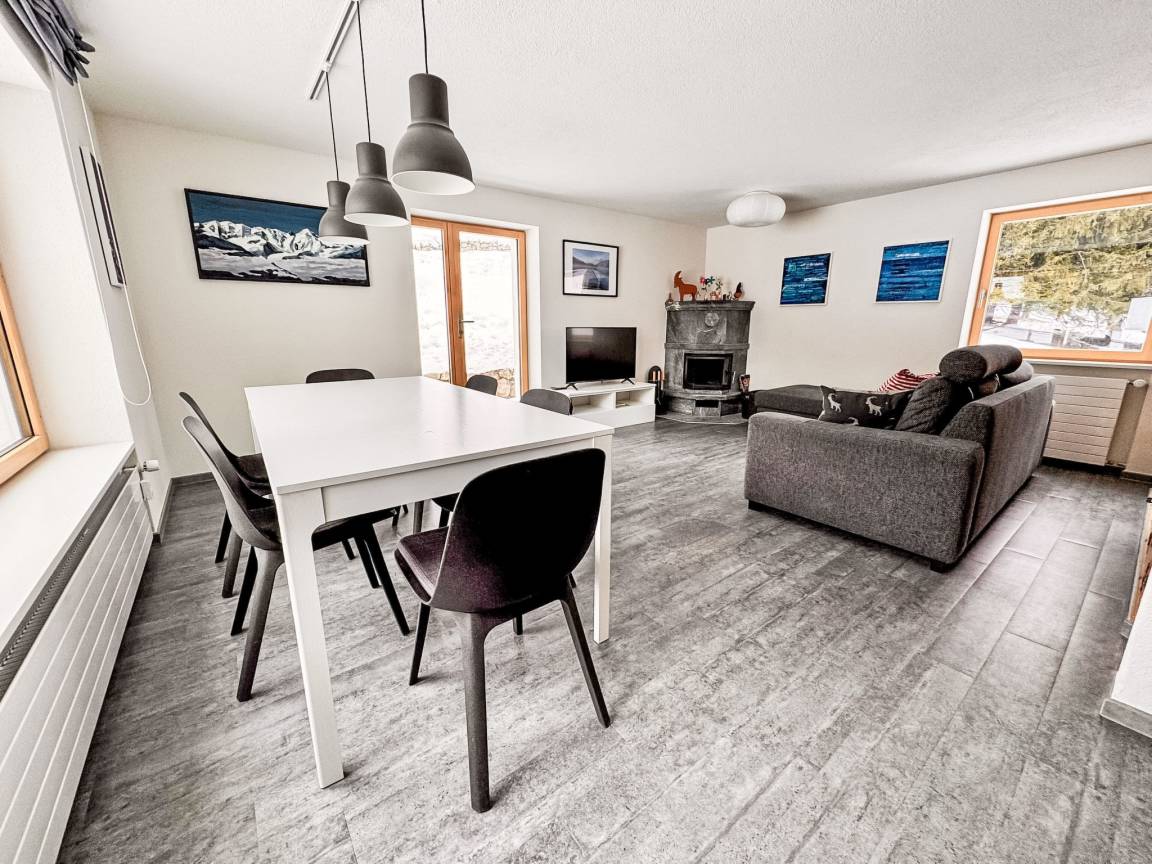 128 M² Ferienwohnung ∙ 3 Schlafzimmer ∙ 6 Gäste - Pontresina