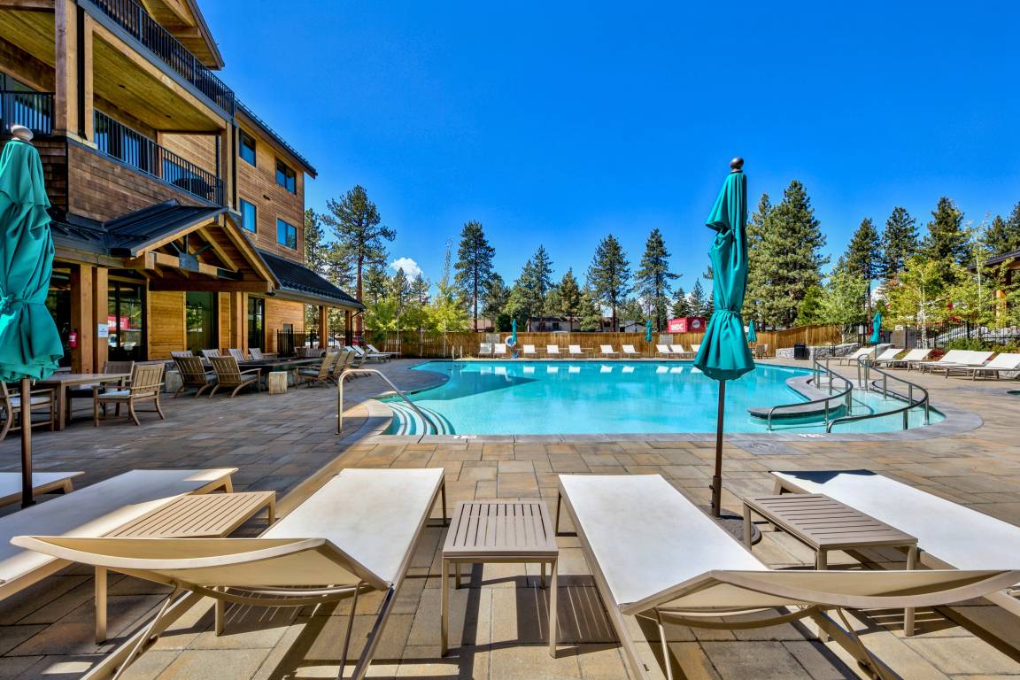 110 M² Condo ∙ 2 Bedrooms ∙ 6 Guests - South Lake Tahoe, CA