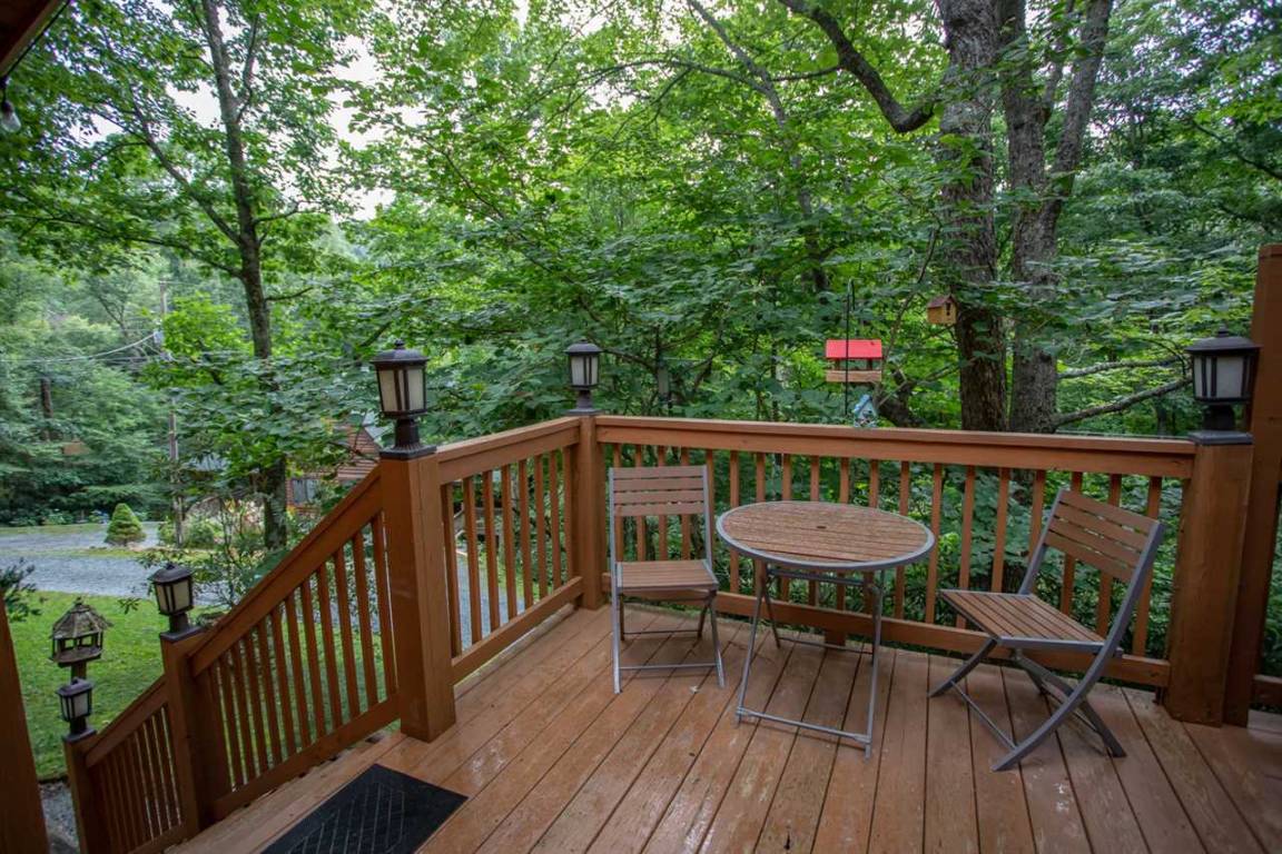 96 M² Cottage ∙ 2 Bedrooms ∙ 6 Guests - Blowing Rock, NC