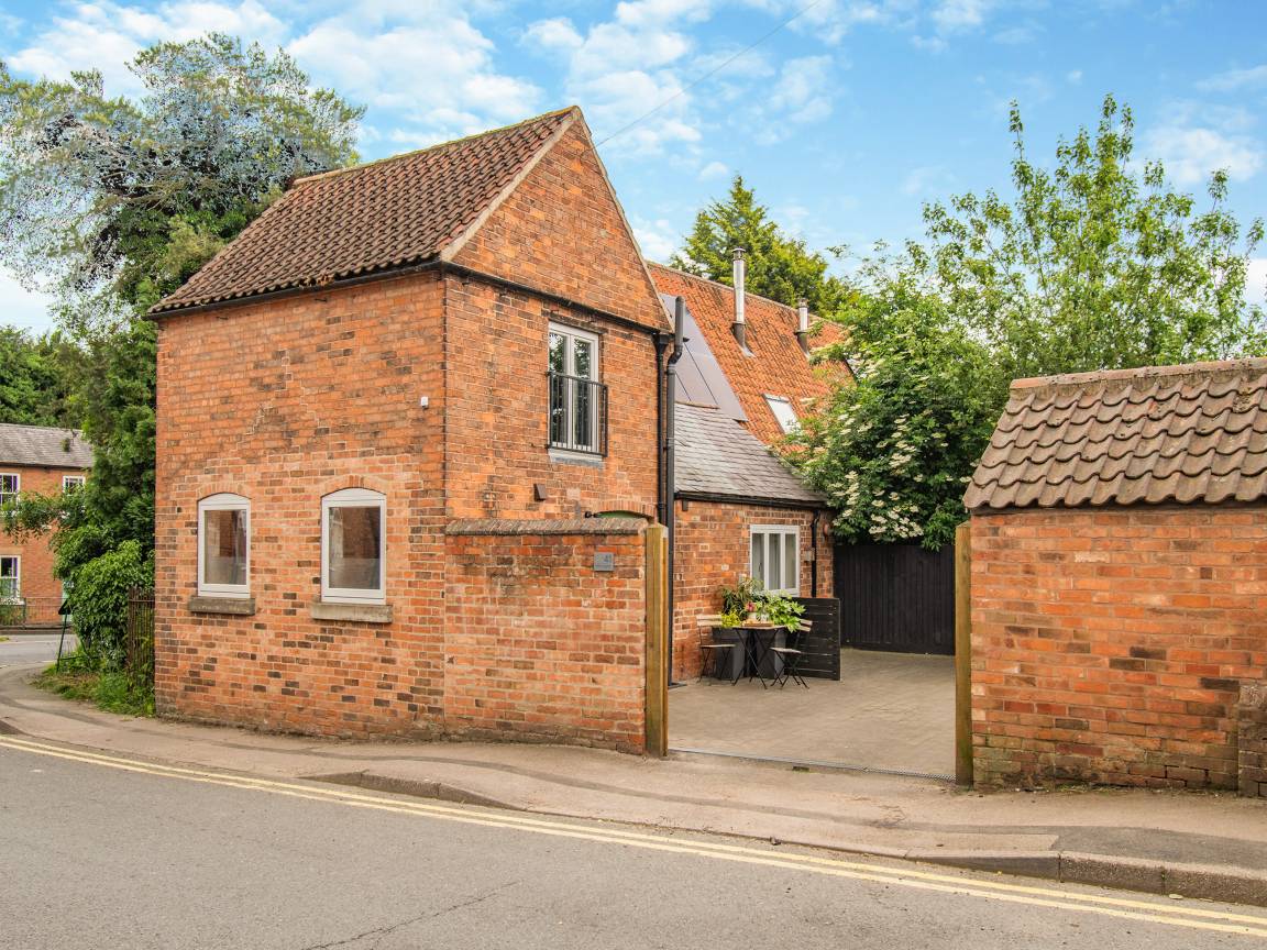 Cottage ∙ 1 Bedroom ∙ 2 Guests - Southwell