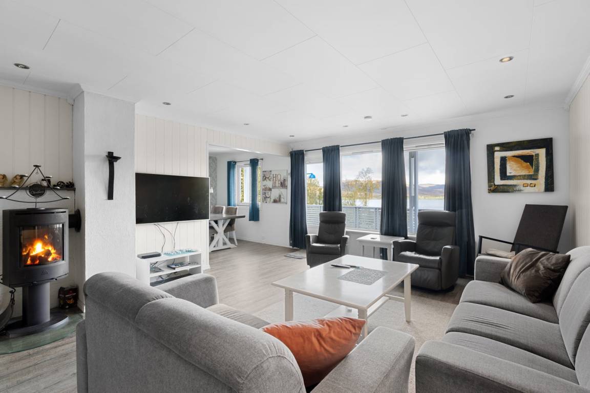 130 M² Ferienhaus ∙ 4 Schlafzimmer ∙ 11 Gäste - Tromsø