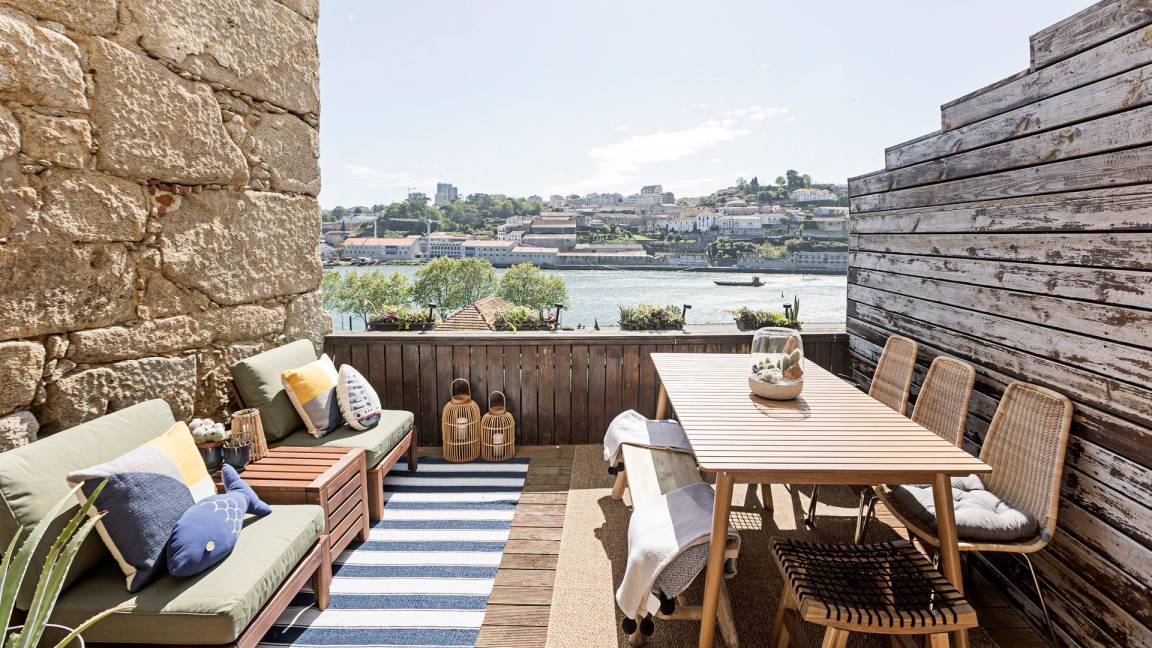 120 M² House ∙ 2 Bedrooms ∙ 5 Guests - Porto, Portugal