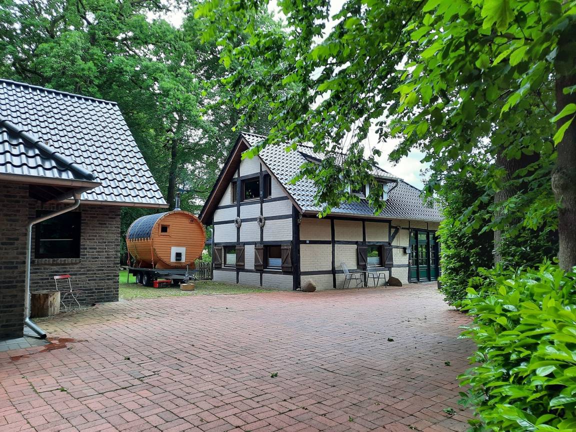 160 m² Ferienhaus ∙ 8 Schlafzimmer ∙ 12 Gäste – Bild 10