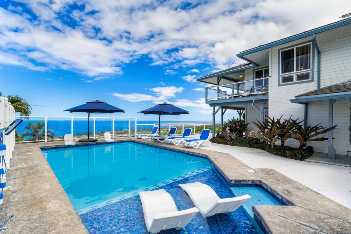 272 M² House ∙ 3 Bedrooms ∙ 8 Guests