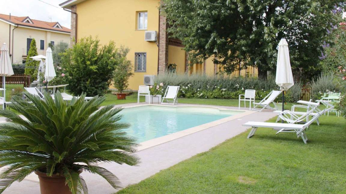 56 M² Appartamento ∙ 2 Camere Da Letto ∙ 4 Ospiti - Lucca