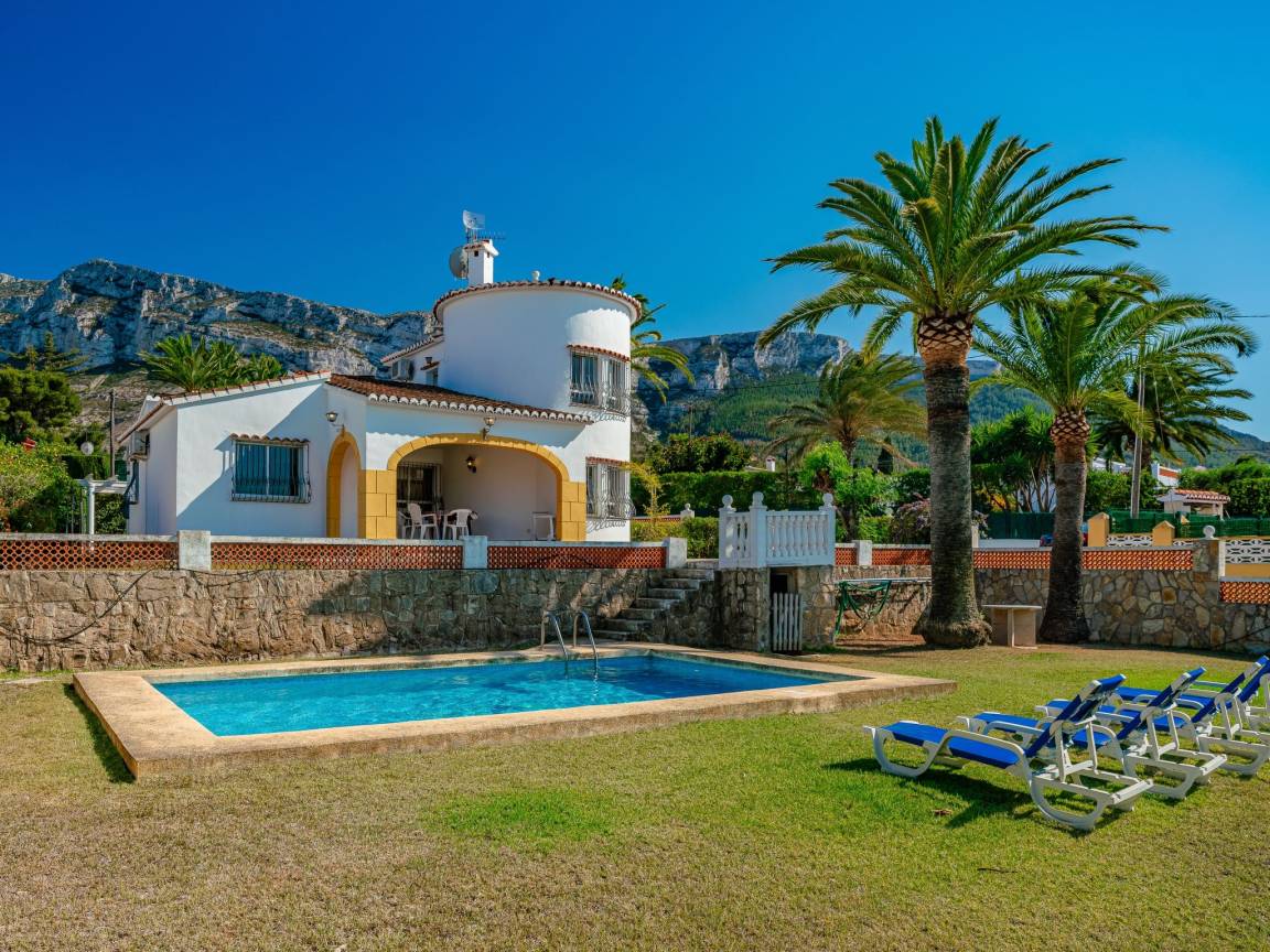 105 M² Huis ∙ 3 Slaapkamers ∙ 6 Gasten - Dénia