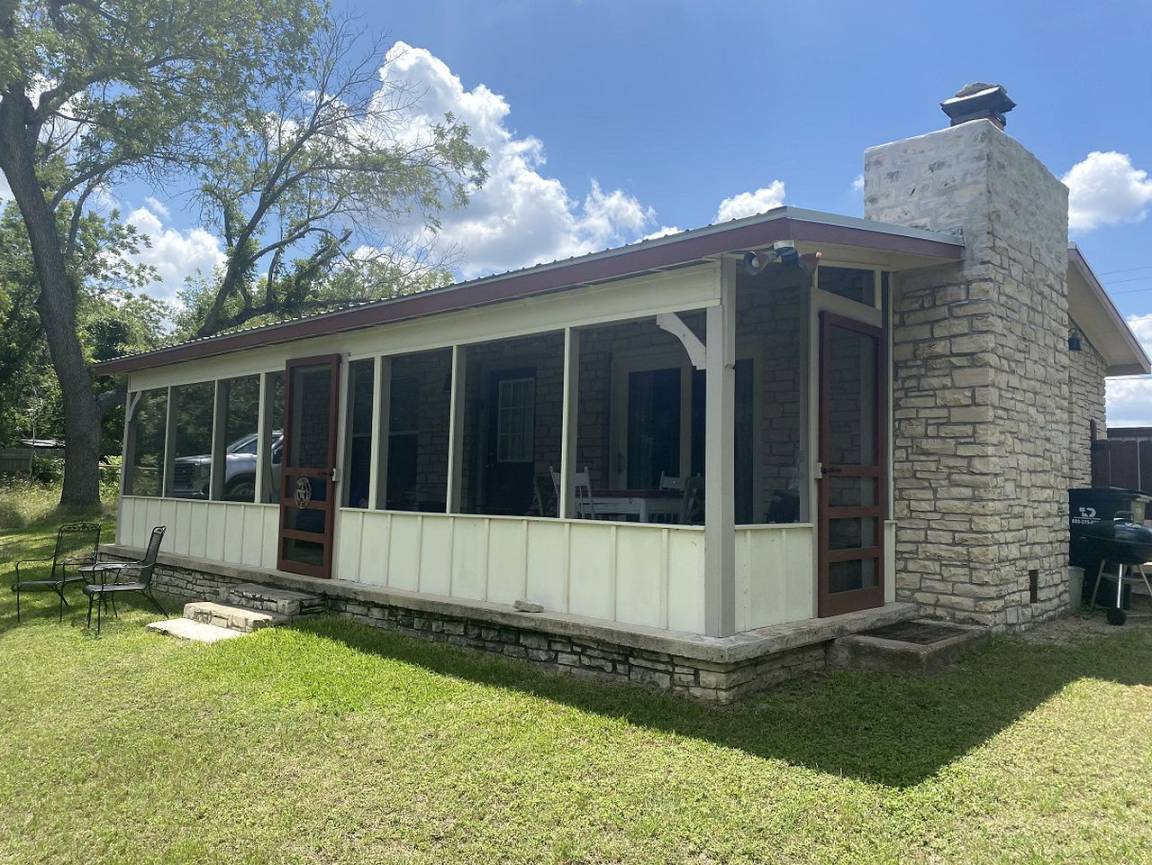 House ∙ 1 Bedroom ∙ 4 Guests - Wimberley, TX