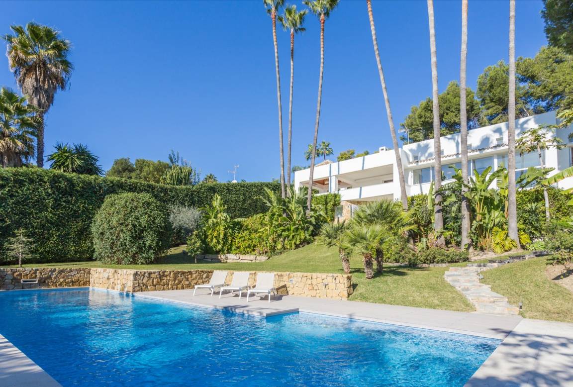 595 M² Villa ∙ 6 Habitaciones ∙ 12 Huéspedes - Ojén