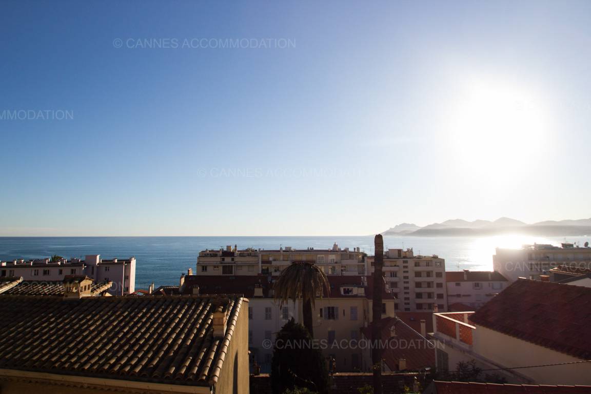 65 M² Apartment ∙ 2 Bedrooms ∙ 4 Guests - Cannes