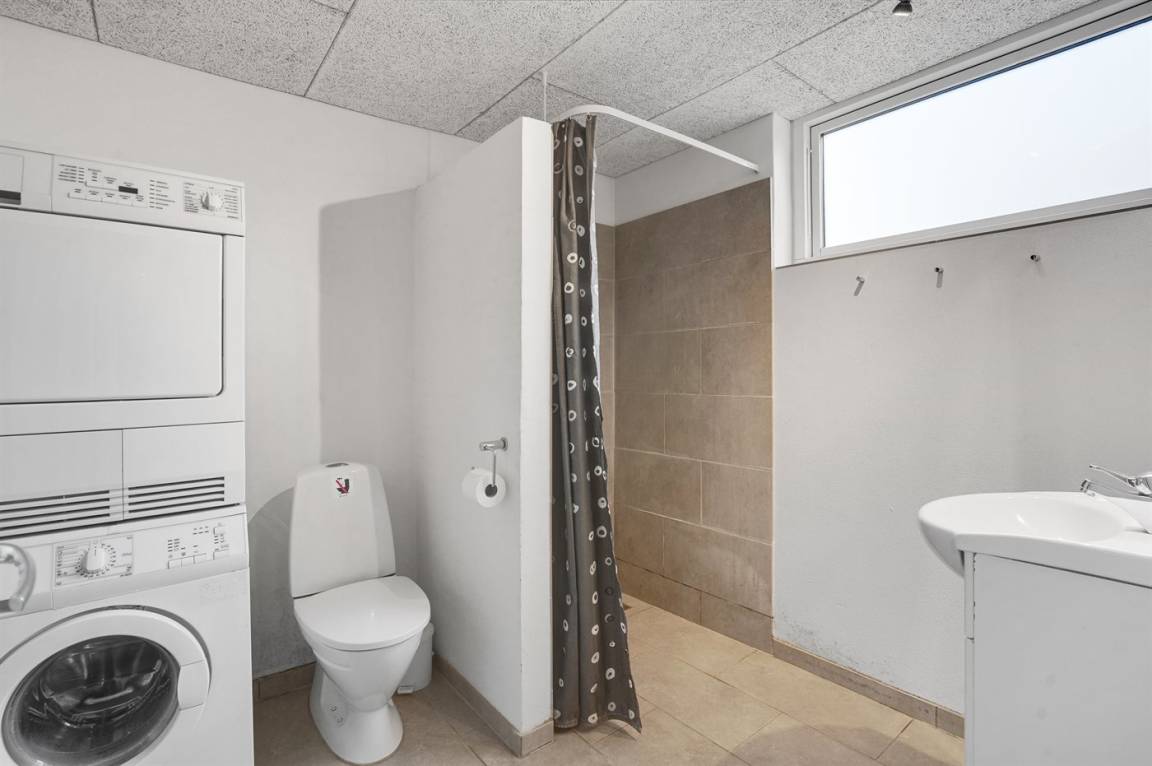 192 m² Ferienhaus ∙ 5 Schlafzimmer ∙ 12 Gäste – Bild 12
