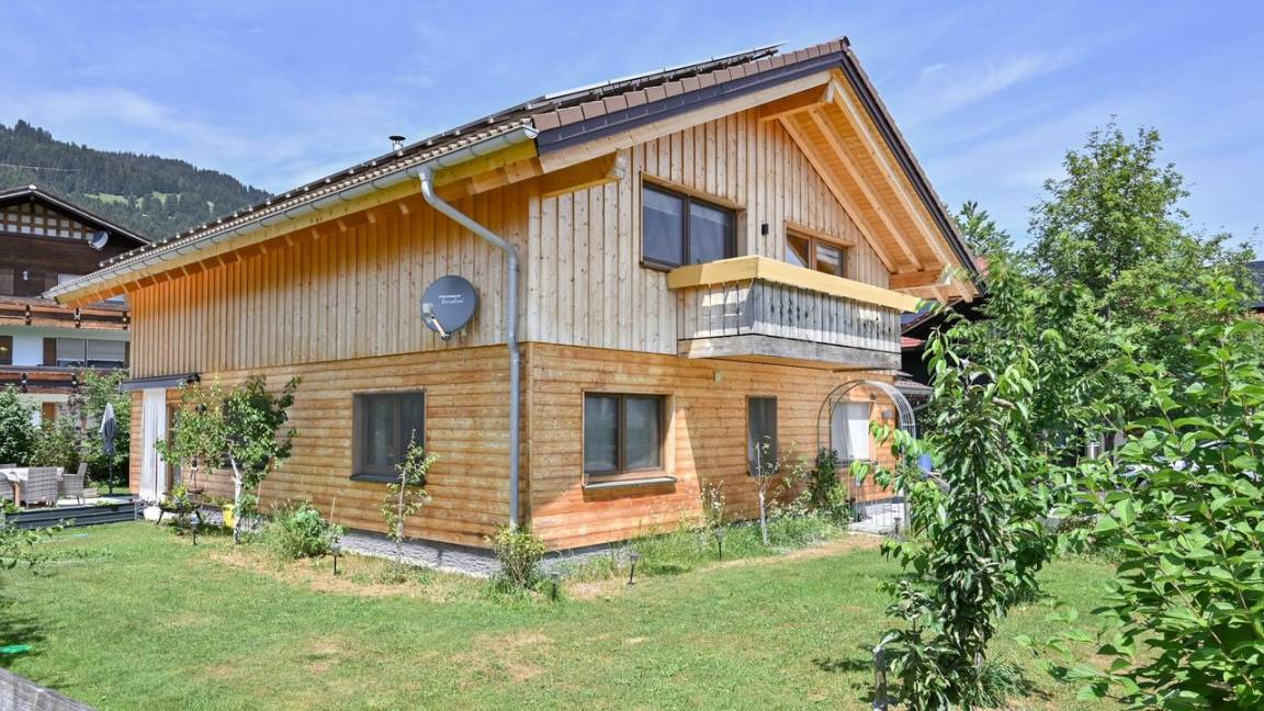 61 M² Ferienwohnung ∙ 2 Schlafzimmer ∙ 4 Gäste - Oberstdorf