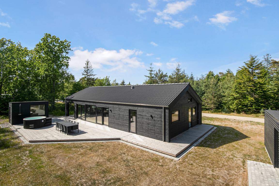 122 M² House ∙ 4 Bedrooms ∙ 10 Guests - Hou