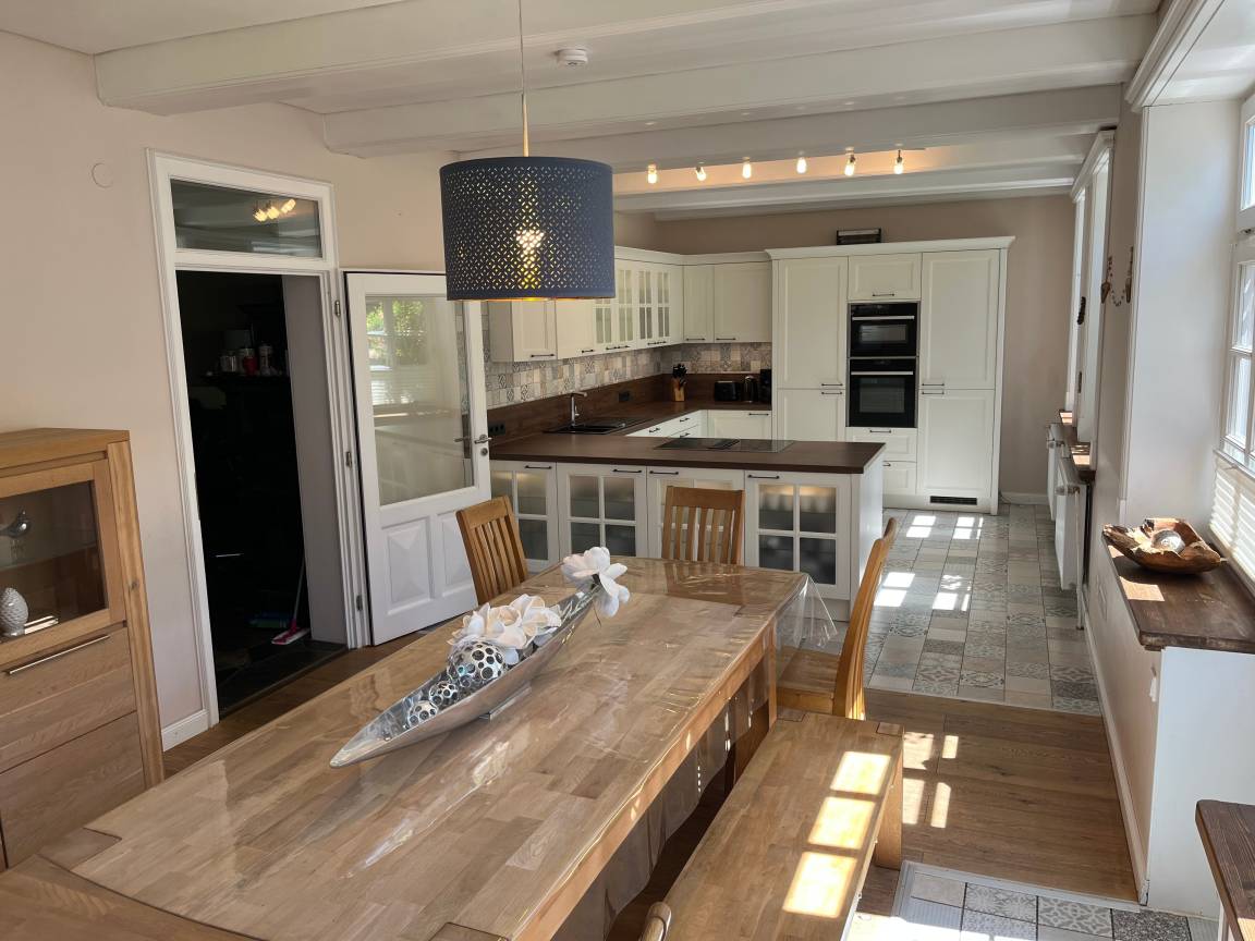 375 m² Ferienhaus ∙ 5 Schlafzimmer ∙ 14 Gäste – Bild 6