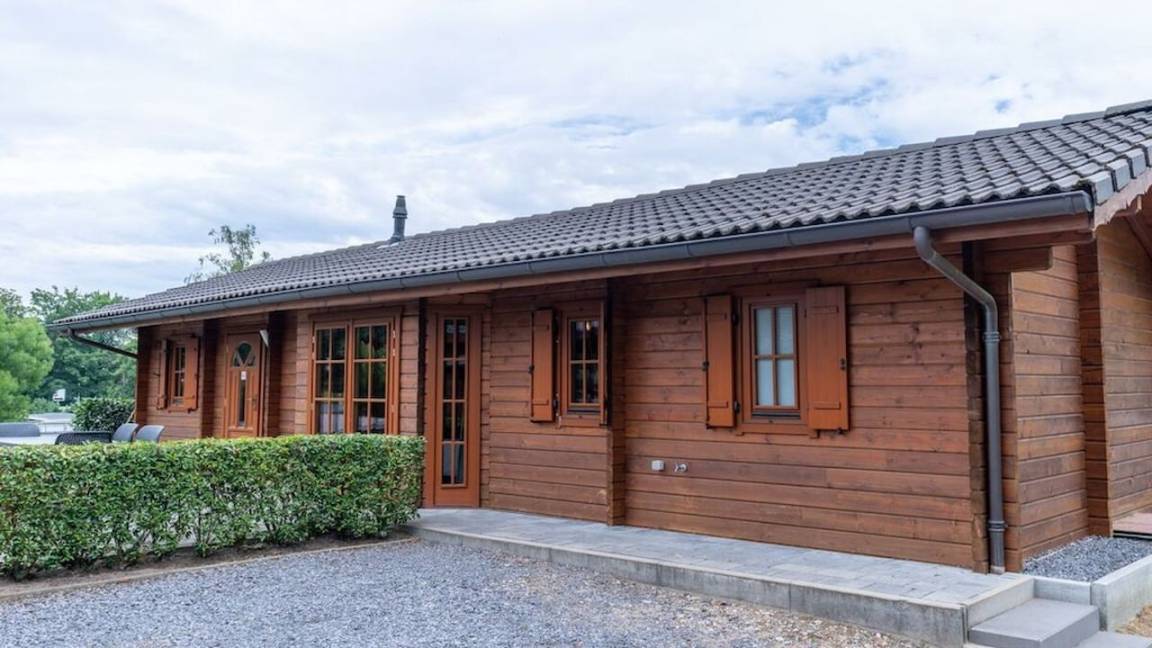 85 M² Ferienhaus ∙ 3 Schlafzimmer ∙ 6 Gäste - Herzogenrath