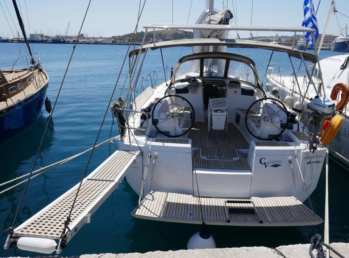 13 M² Houseboat ∙ 3 Bedrooms ∙ 6 Guests - Greece
