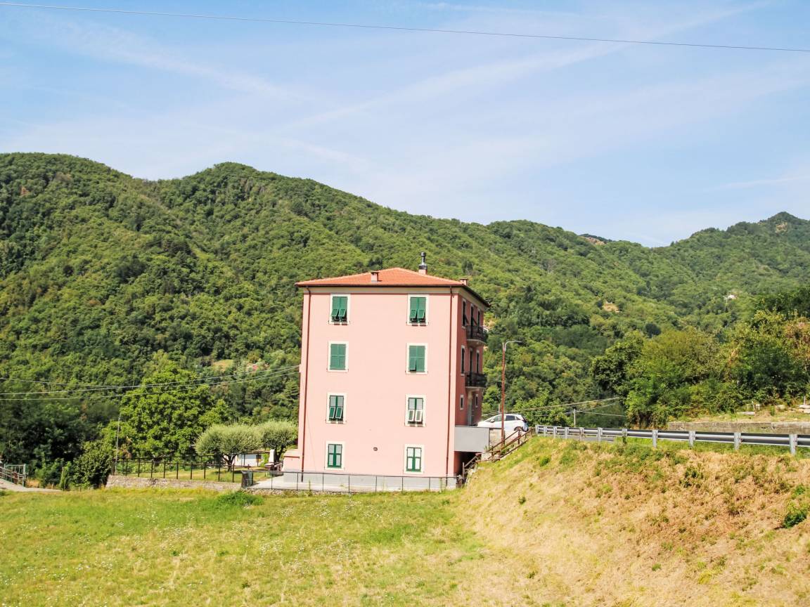 100 M² Apartment ∙ 3 Bedrooms ∙ 6 Guests - Santo Stefano d'Aveto