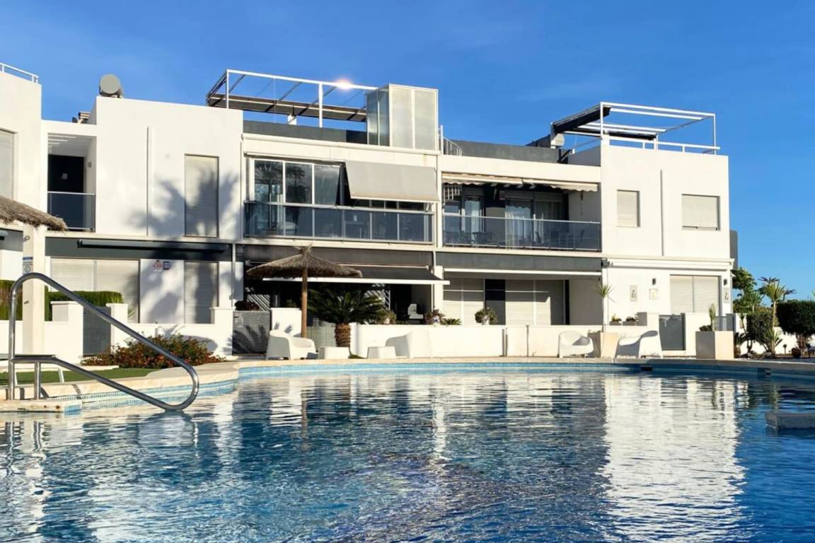 62 M² Apartment ∙ 2 Bedrooms ∙ 4 Guests - La Zenia