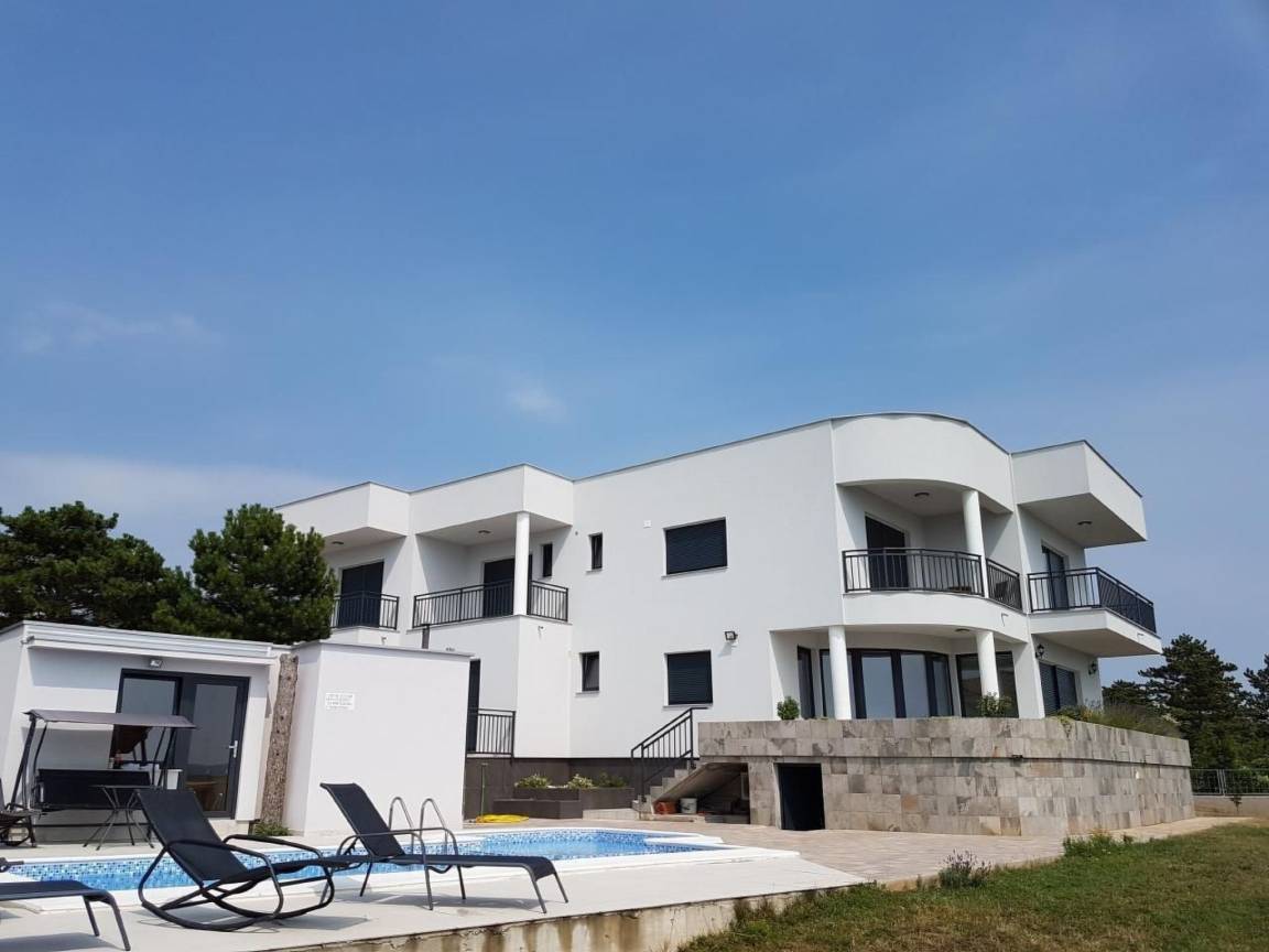 400 M² Maison De Vacances ∙ 10 Chambres ∙ 20 Personnes - Croatie