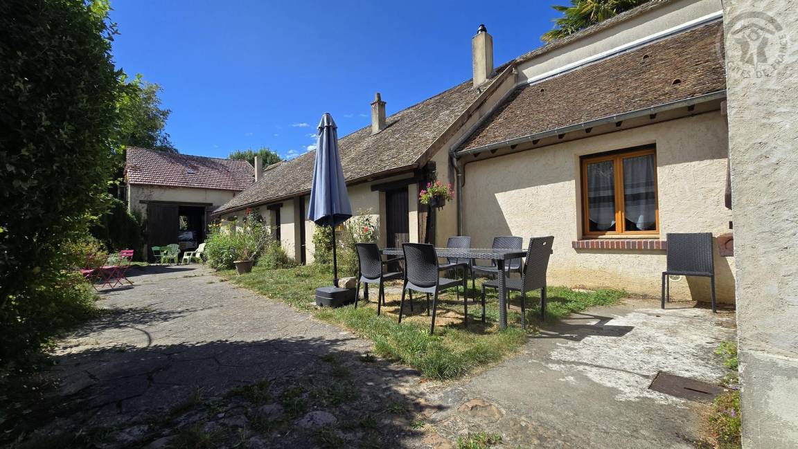 190 m² Gîte ∙ 4 Schlafzimmer ∙ 8 Gäste – Bild 3