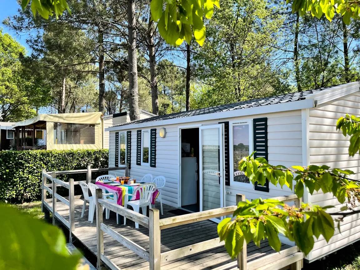 35 M² Mobil-home ∙ 3 Chambres ∙ 8 Personnes - Aquitaine