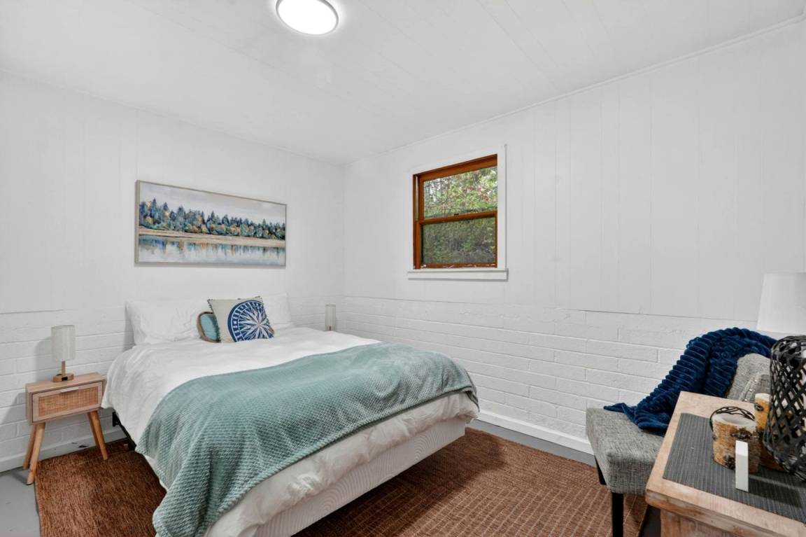 House ∙ 2 Bedrooms ∙ 6 Guests - Swan Valley, ID