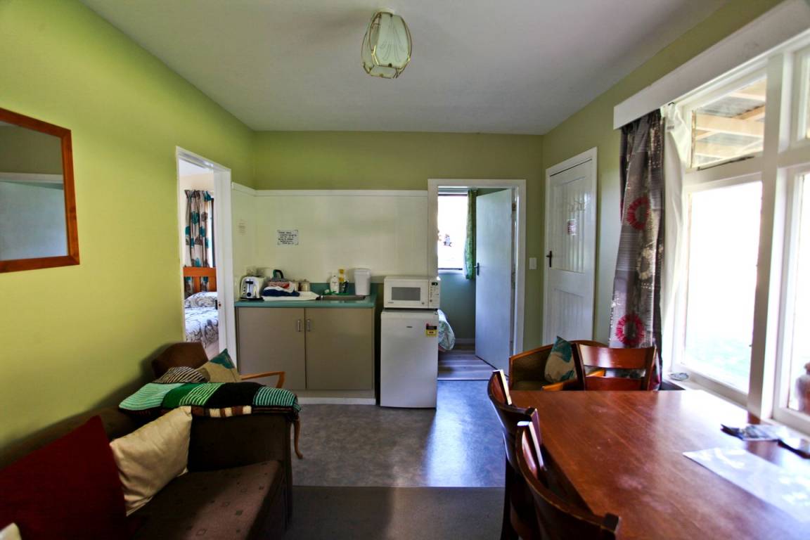 House ∙ 1 Bedroom ∙ 6 Guests 3