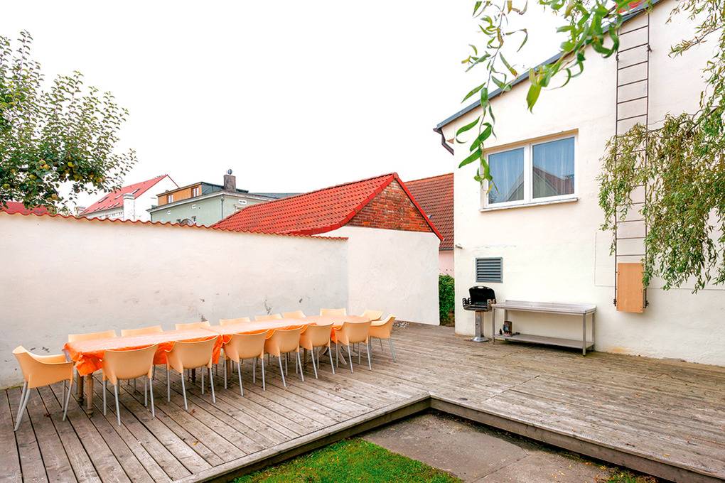 300 m² Ferienhaus ∙ 7 Schlafzimmer ∙ 16 Gäste – Bild 9