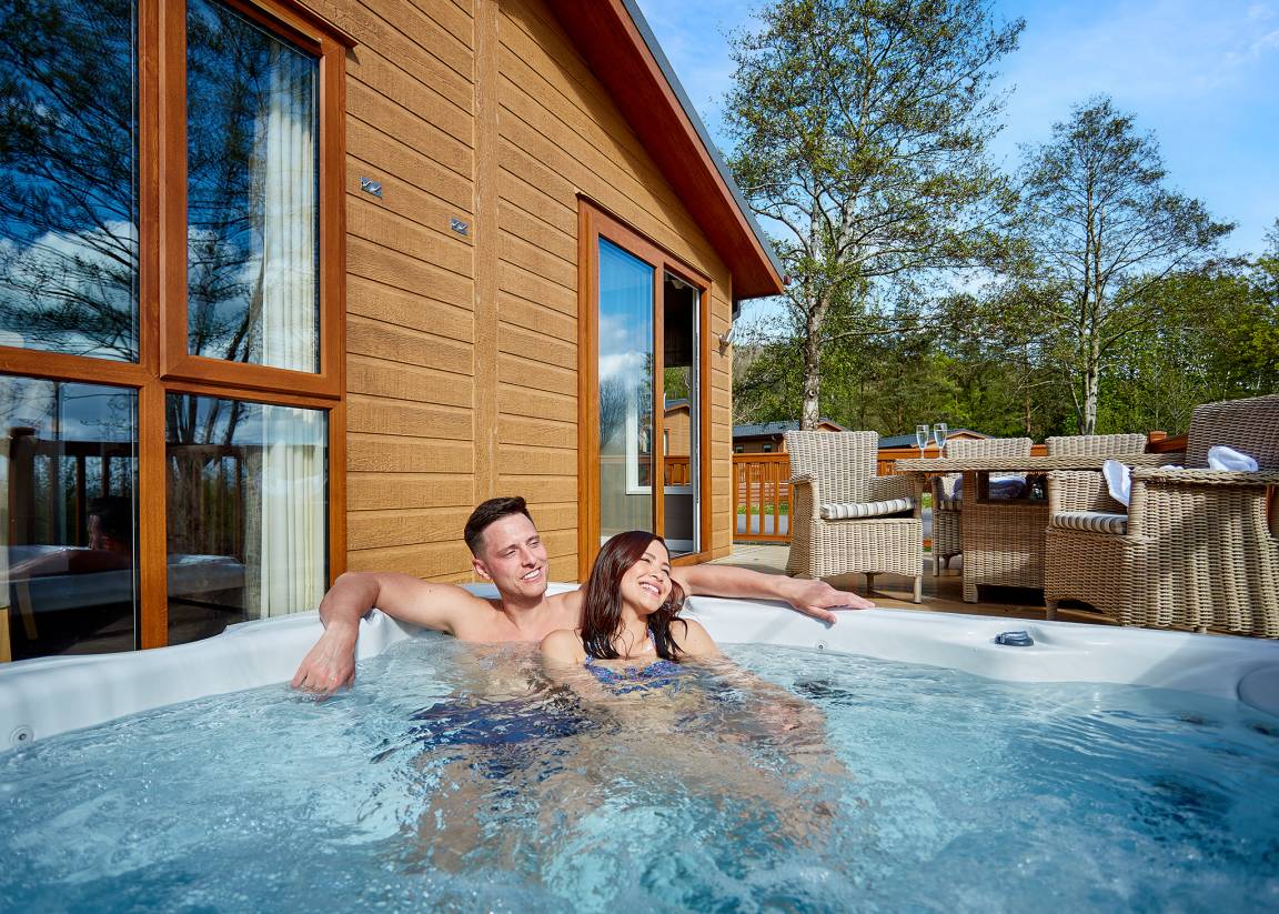 Chalet ∙ 4 Bedrooms ∙ 8 Guests - Somerset