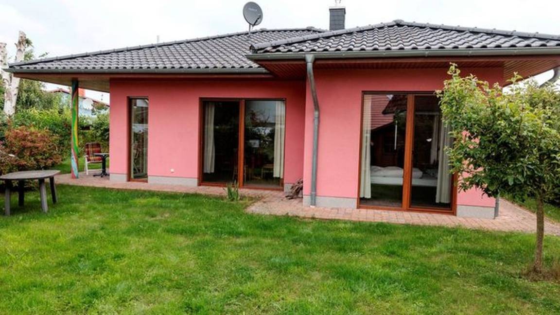81 M² Ferienhaus ∙ 2 Schlafzimmer ∙ 5 Gäste - Zingst