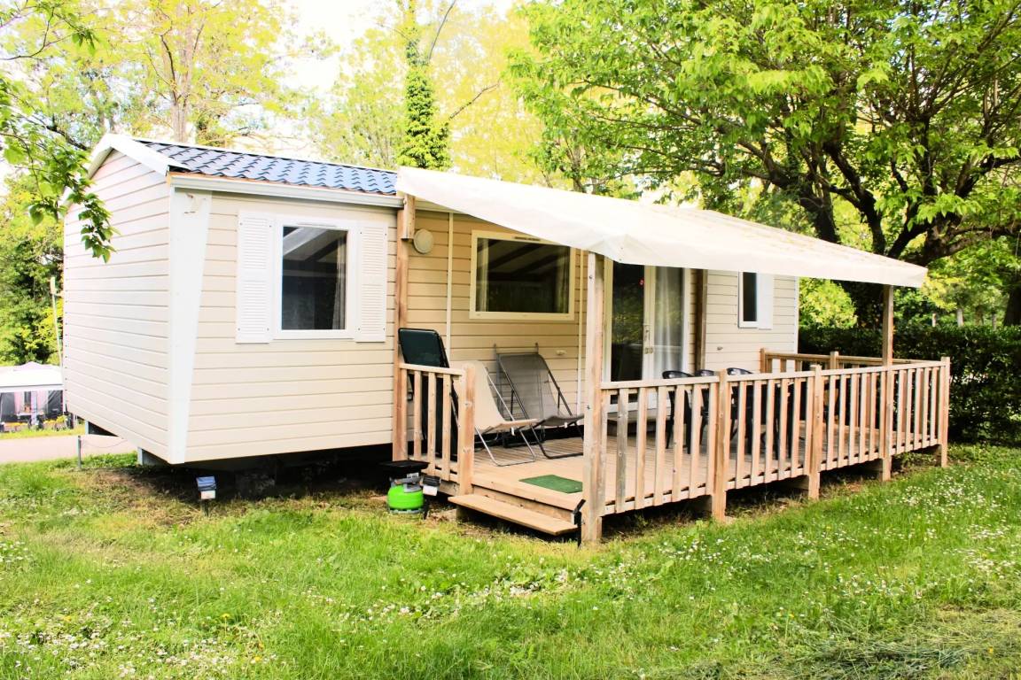 35 M² Caravan ∙ 3 Slaapkamers ∙ 6 Gasten - Drôme