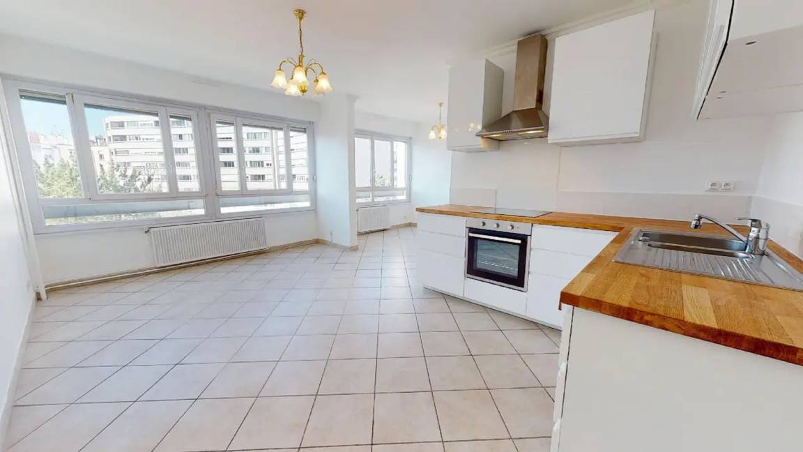 99 M² Apartment ∙ 4 Bedrooms ∙ 4 Guests - Lyon