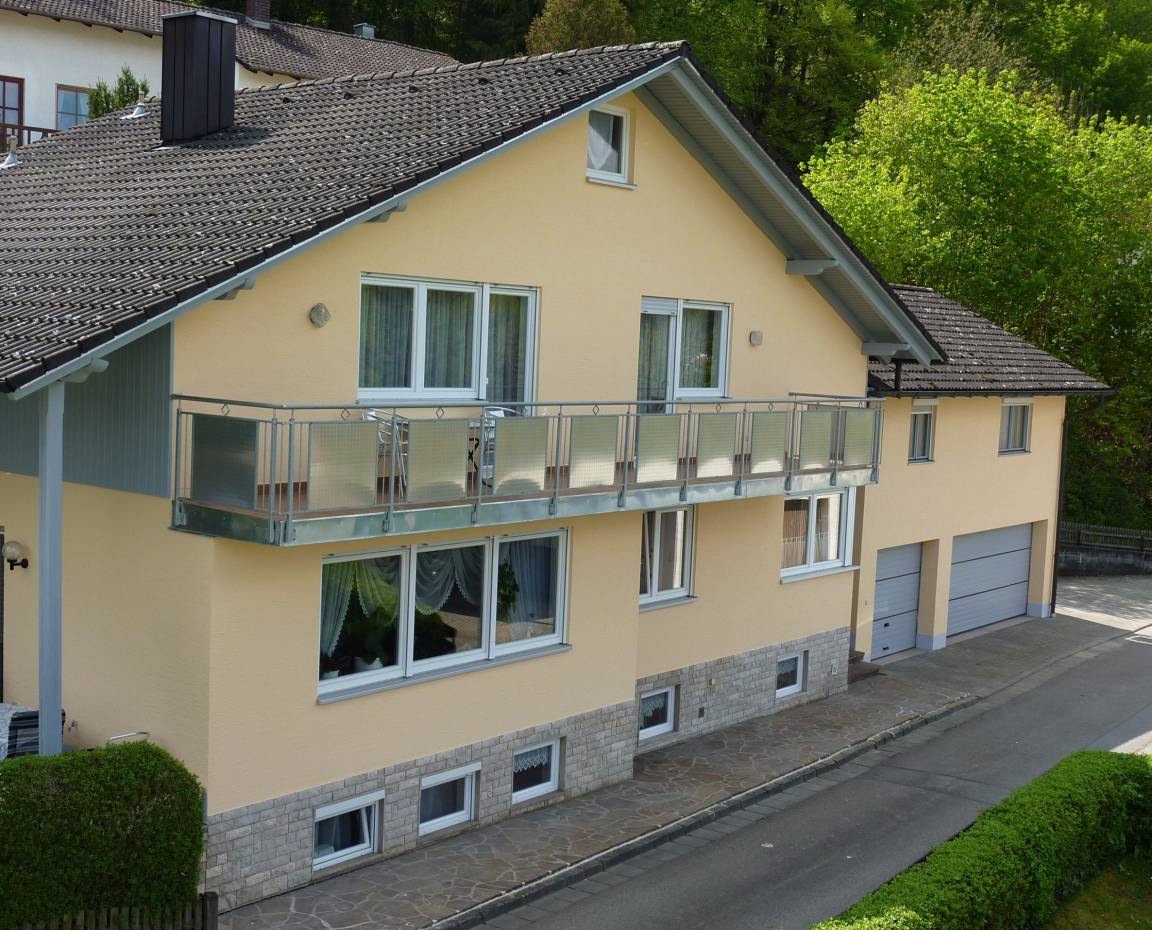 100 M² Ferienwohnung ∙ 2 Schlafzimmer ∙ 4 Gäste - Breitenbrunn