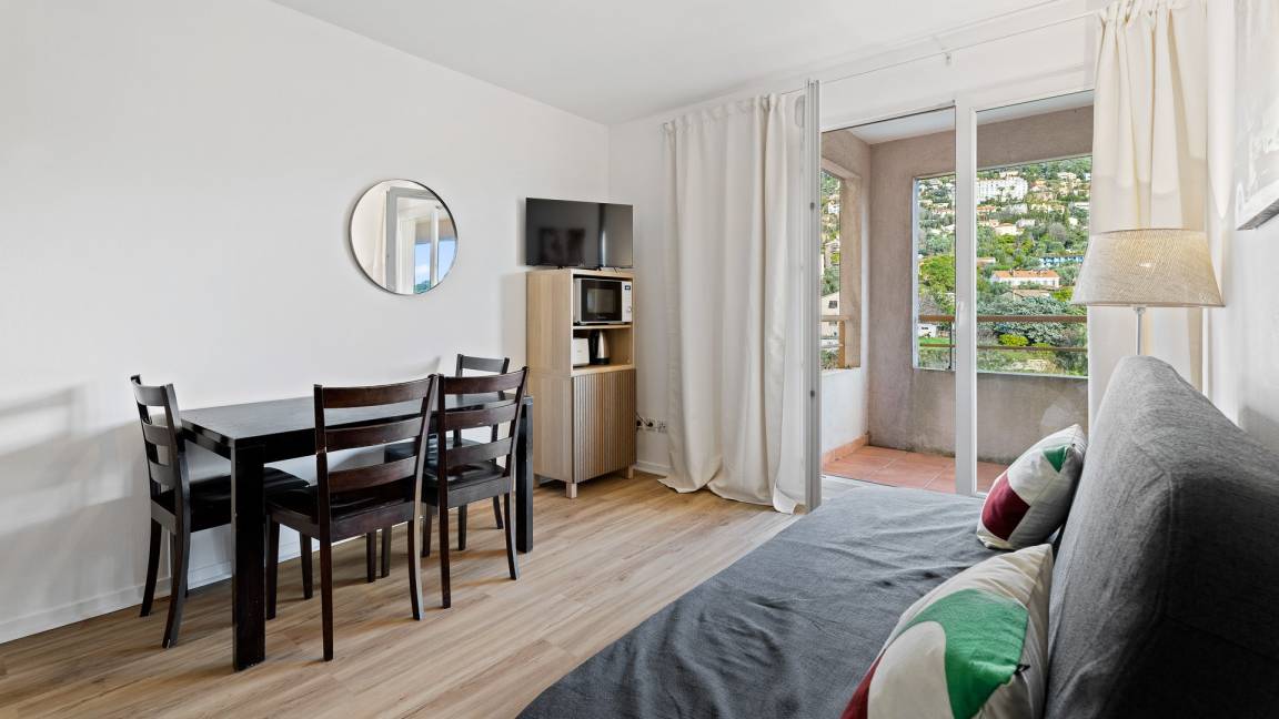 45 M² Ferienwohnung ∙ 1 Schlafzimmer ∙ 4 Gäste - Grasse