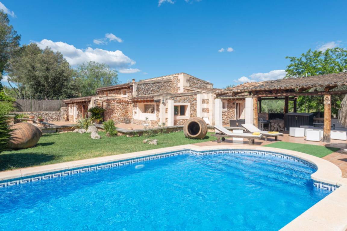 140 M² Bauernhof ∙ 4 Schlafzimmer ∙ 9 Gäste - Mallorca