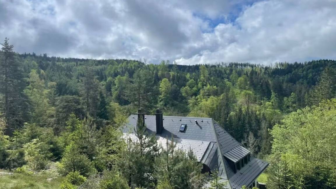 200 M² Ferienhaus ∙ 5 Schlafzimmer ∙ 11 Gäste - Titisee-Neustadt