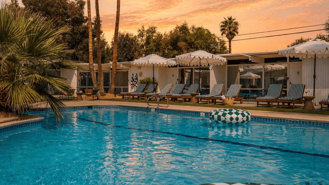 37 M² Hotel ∙ 1 Bedroom ∙ 2 Guests - Palm Springs, CA