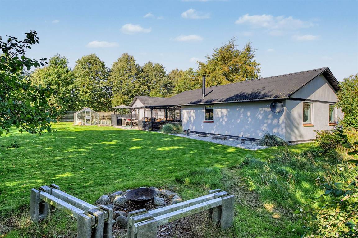 121 m&sup2; Ferienhaus 4 Schlafzimmer 8 G&auml;ste