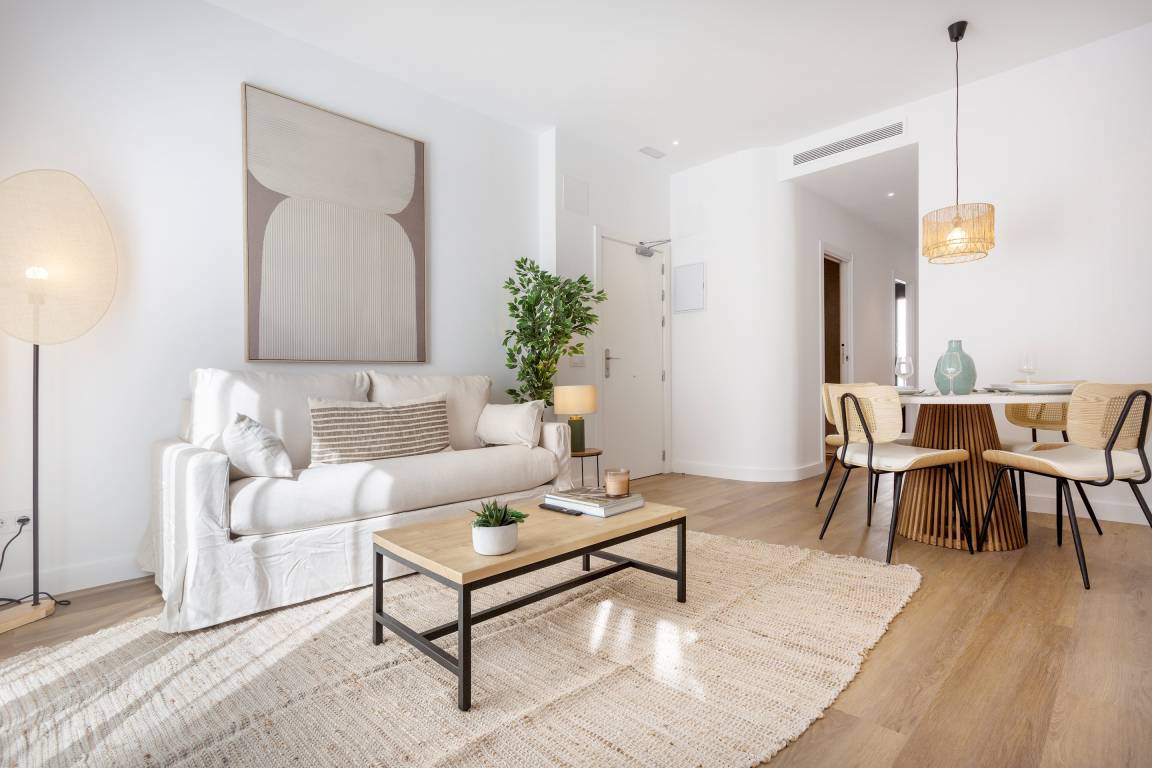 85 M² Appartement ∙ 2 Slaapkamers ∙ 4 Gasten - Madrid