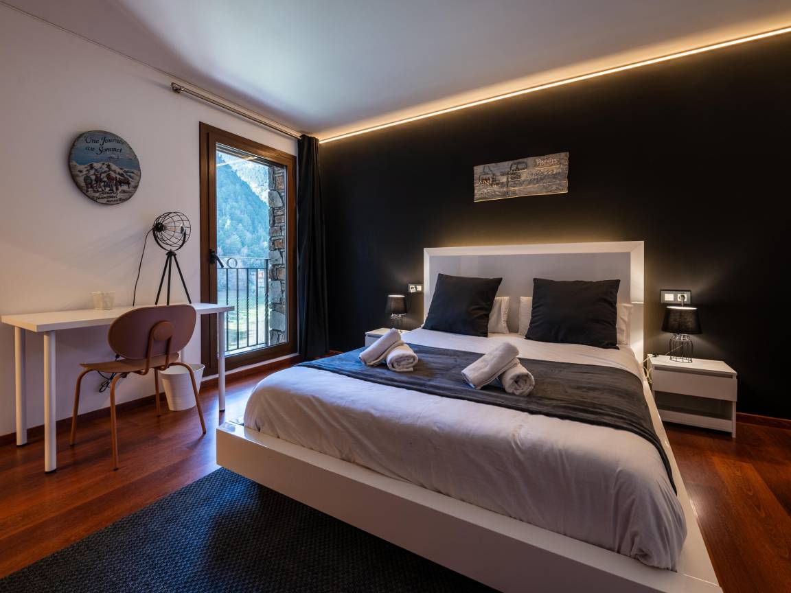75 M² Apartamento ∙ 2 Habitaciones ∙ 4 Huéspedes - Os de Civís