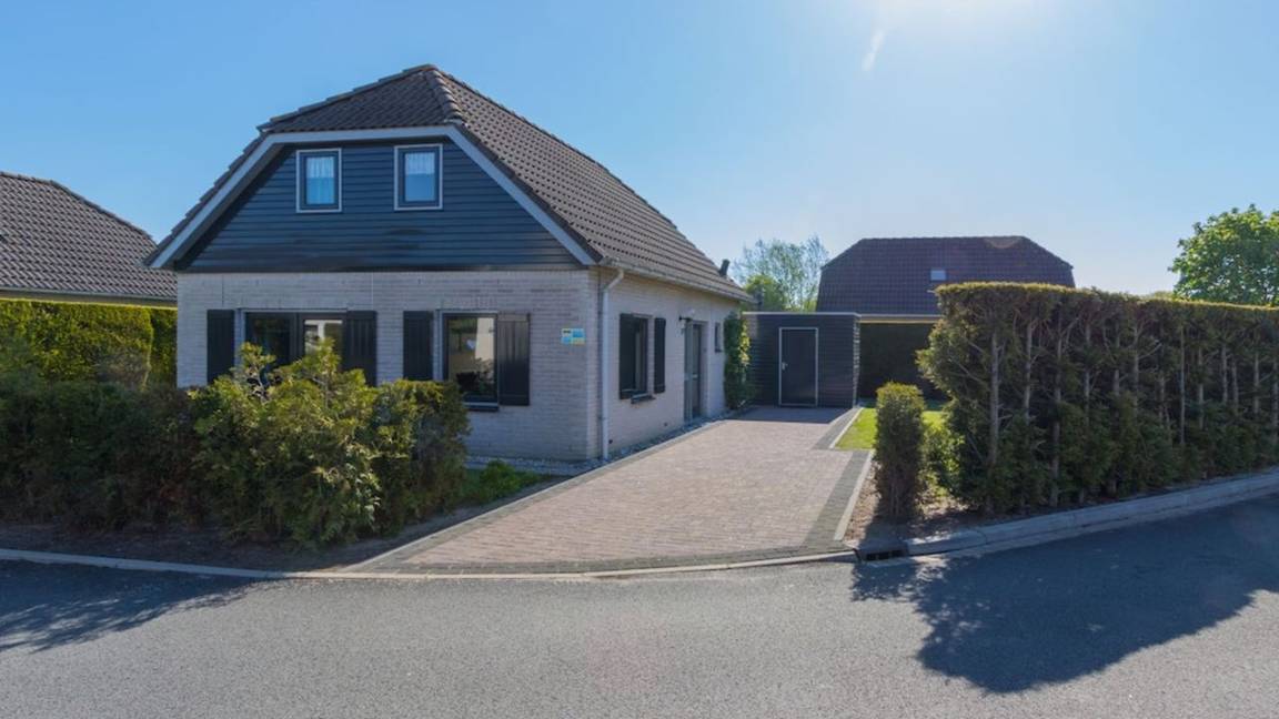 98 M² Ferienhaus ∙ 3 Schlafzimmer ∙ 6 Gäste - Ouddorp