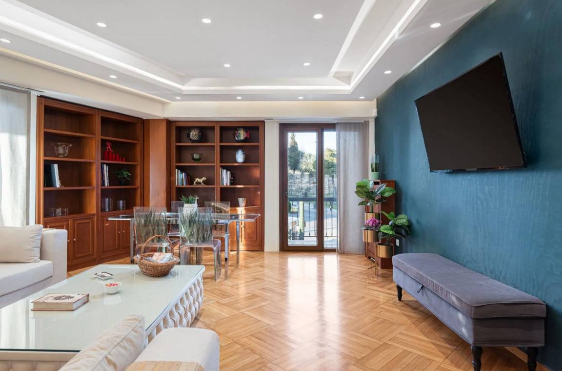 Villa ∙ 4 Bedrooms ∙ 8 Guests - Athens
