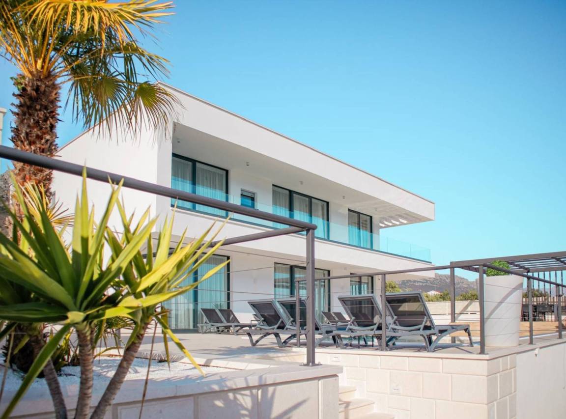 450 M² Vivenda ∙ 6 Quartos ∙ 12 Hóspedes - Split