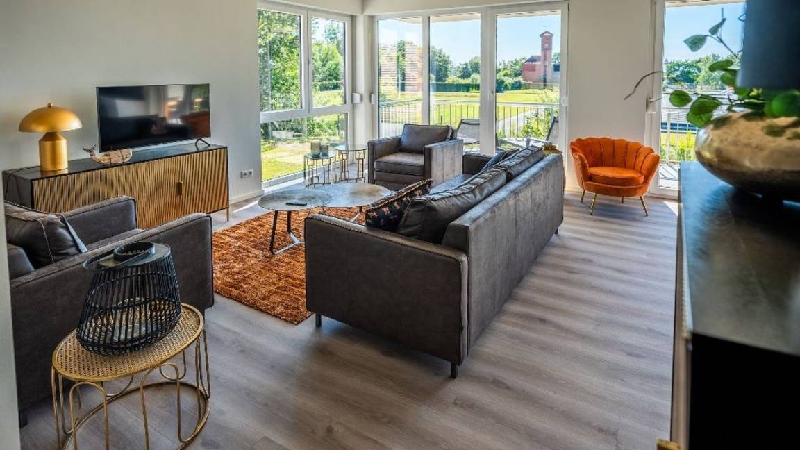 75 M² Apartment ∙ 2 Bedrooms ∙ 4 Guests - Schwerin