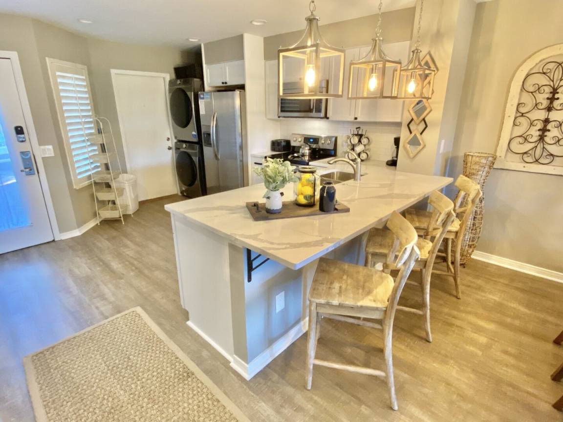 141 M² Condo ∙ 3 Bedrooms ∙ 10 Guests - Miramar Beach, FL