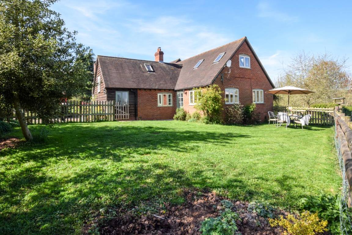 Cottage ∙ 2 Bedrooms ∙ 4 Guests - Herefordshire