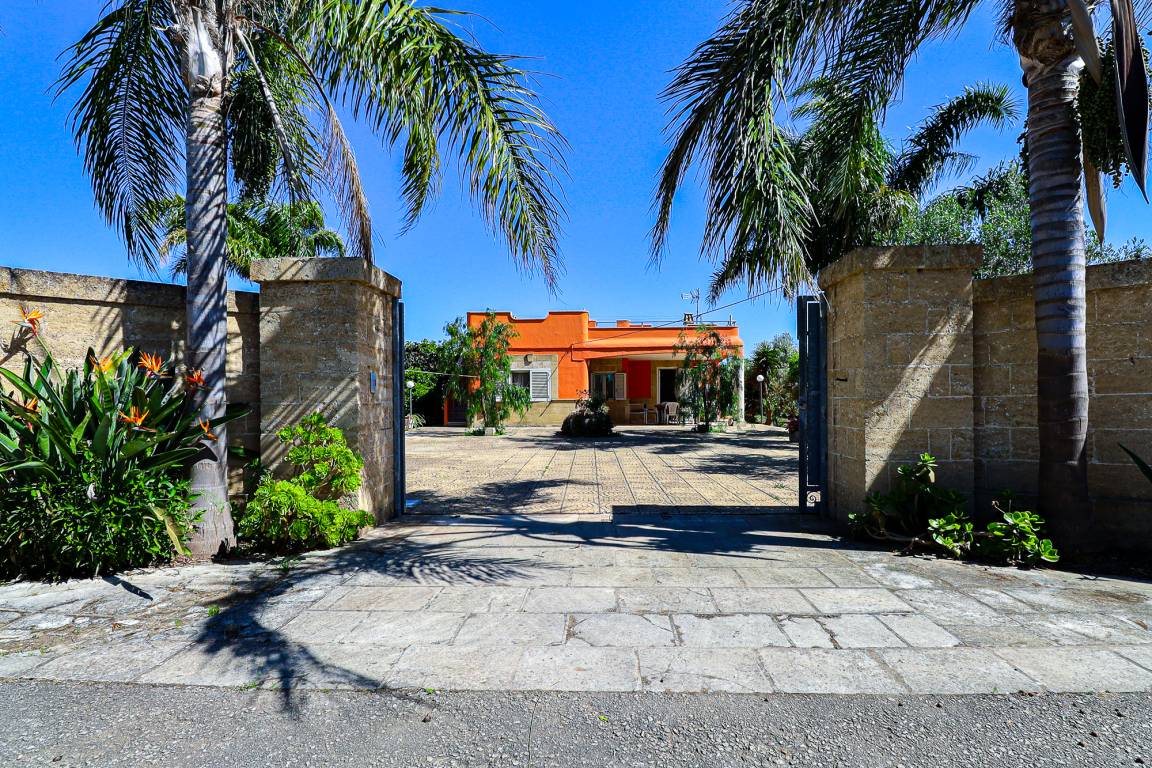 85 M² Villa ∙ 3 Bedrooms ∙ 5 Guests - Matino