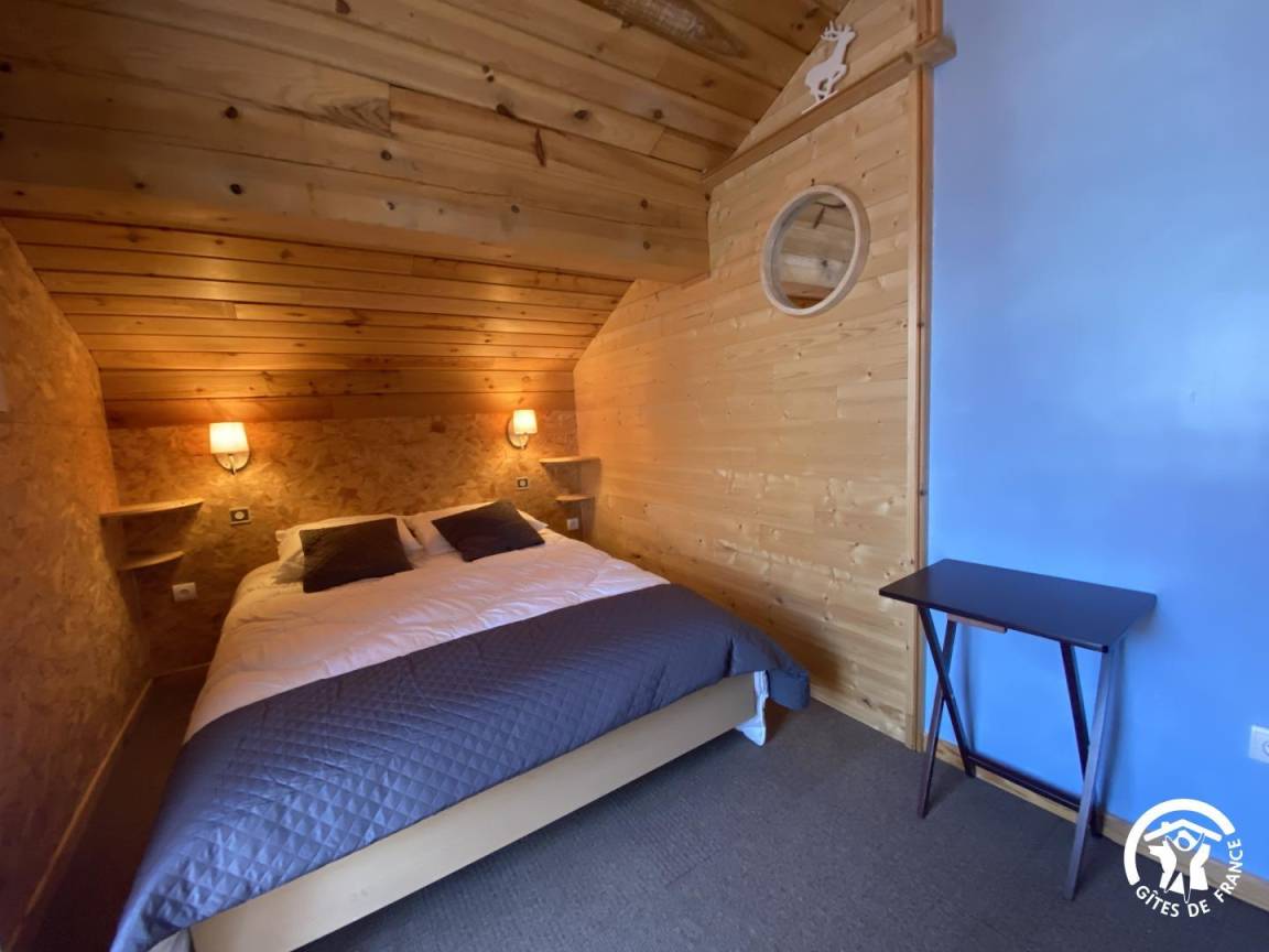130 m² Gîte ∙ 6 Schlafzimmer ∙ 12 Gäste – Bild 25